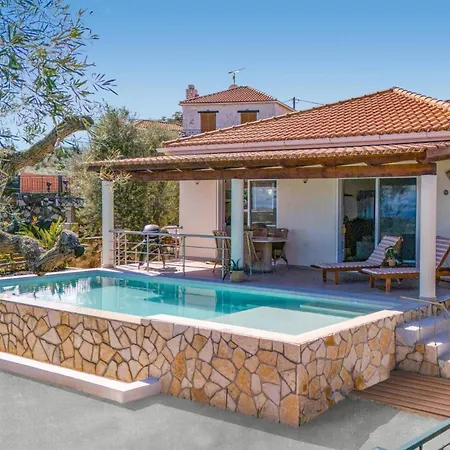 Villa Gisele By *